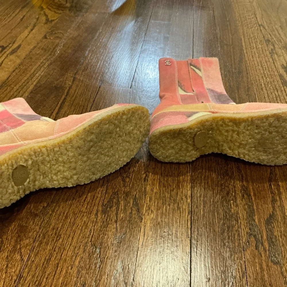 Chanel - Picture 3 of 3